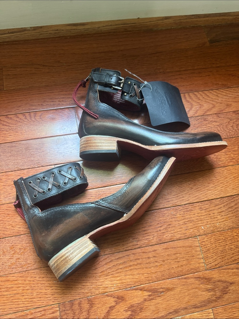 Freebird Moana NWT Brown Black Leather Mary Jane’s